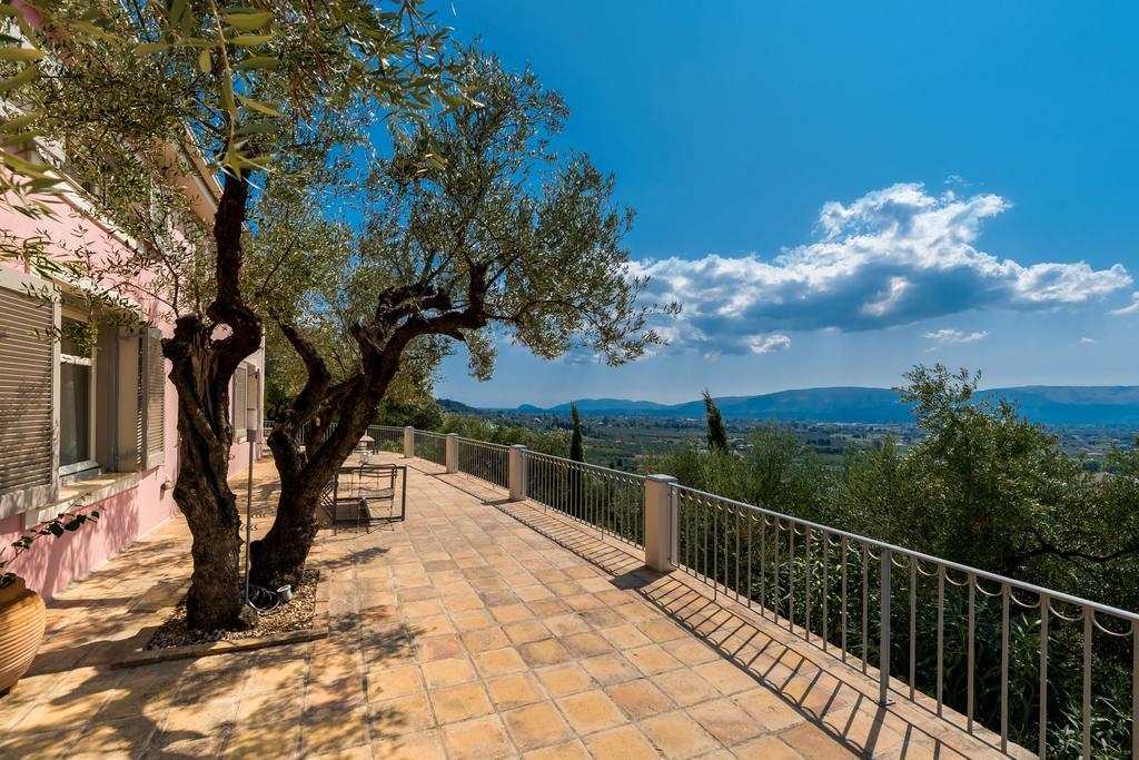 Villa Oliva, In A Serene Location & Private Pool, By Zantewize Akrotiri  ภายนอก รูปภาพ