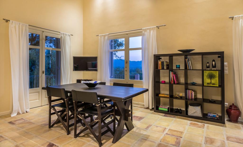 Villa Oliva, In A Serene Location & Private Pool, By Zantewize Akrotiri  ภายนอก รูปภาพ